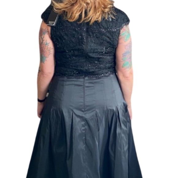 Tadashi Shoji Collection gown / evening dress 16 - Picture 3 of 14